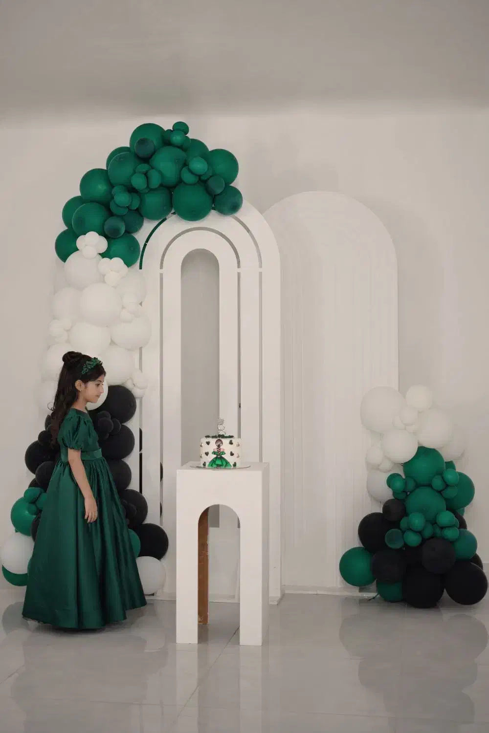 سالن عقد نامزدی و تولد نیلماه|خدمات پذیرایی، مراسم|خرمآباد, |دیوار