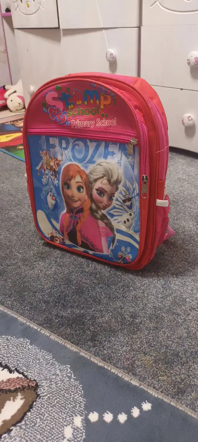 کیف مدرسه درحدنو تمیز ۳۰۰تومن|لوازم التحریر|ری, فیروزآبادی|دیوار