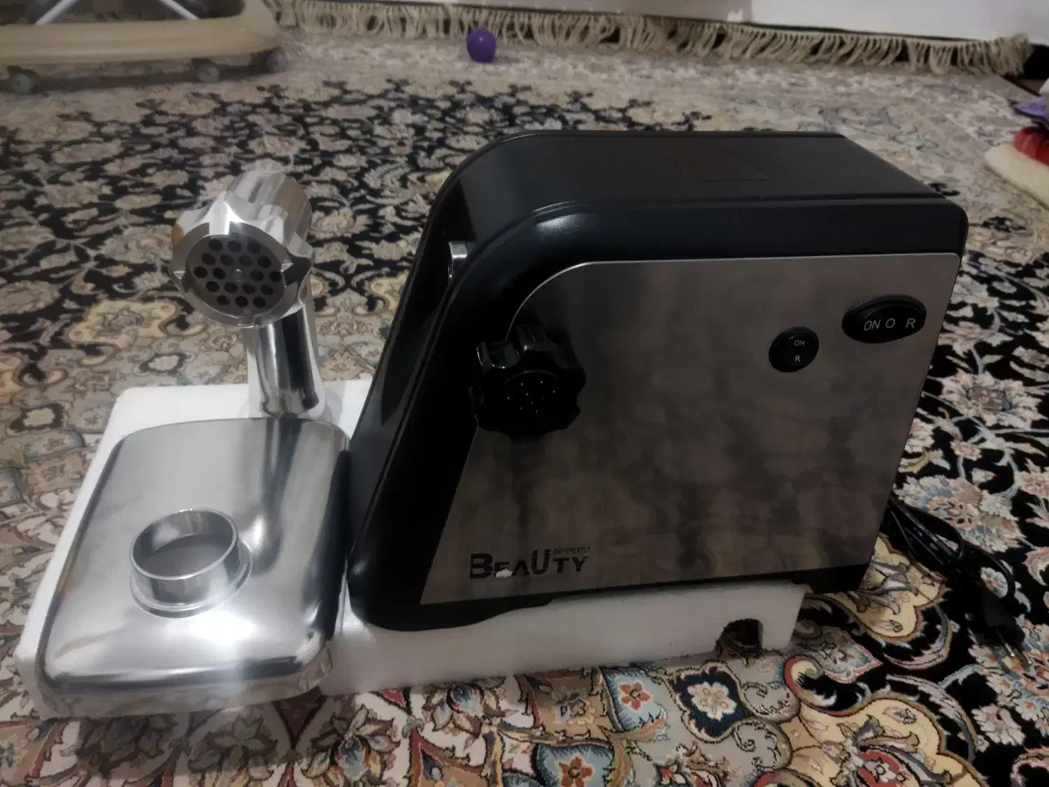 چرخ گوشتBEAUTY|سایر لوازم برقی|قائن, |دیوار