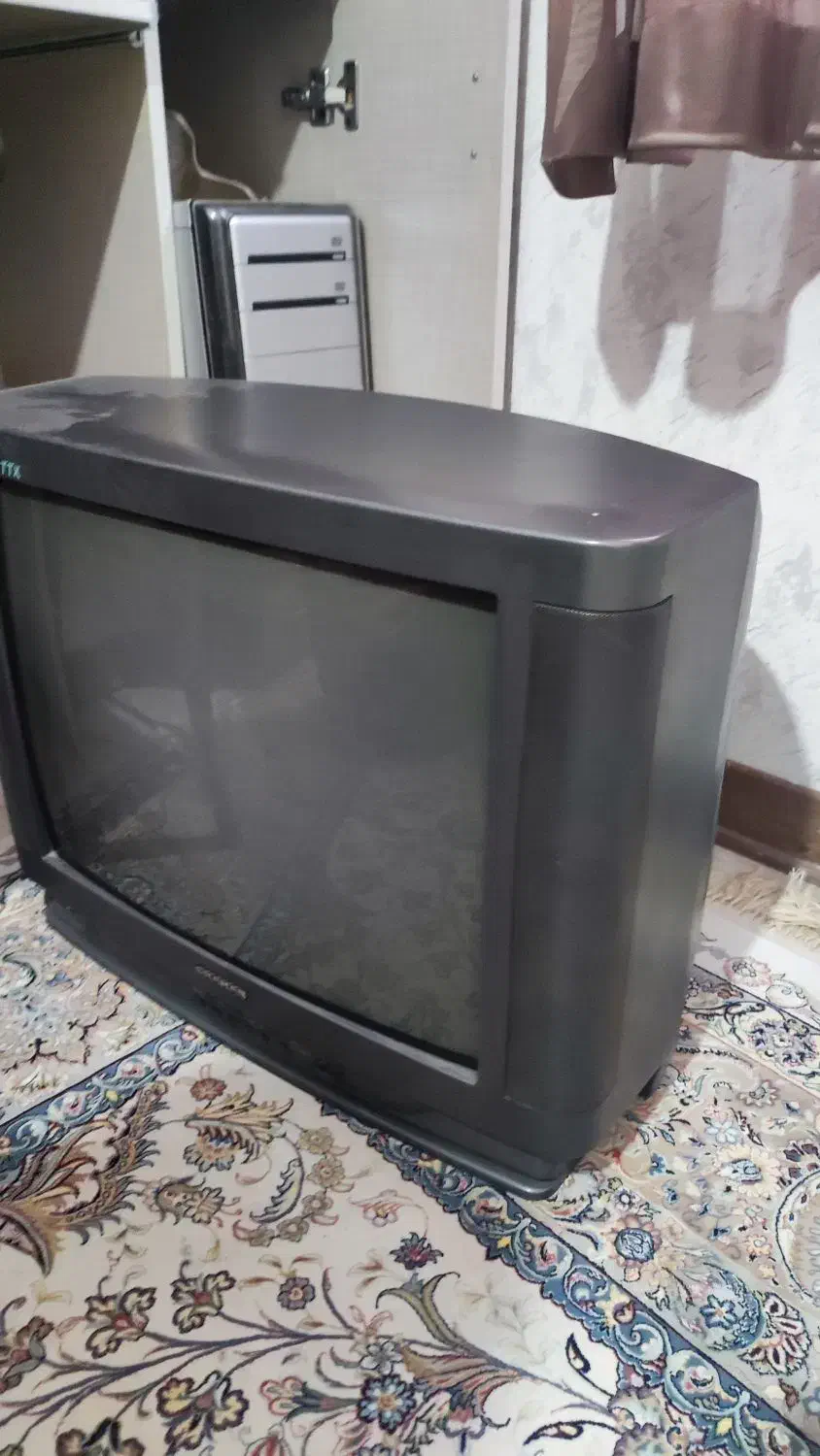 تلویزیون|تلویزیون و پروژکتور|همدان, |دیوار