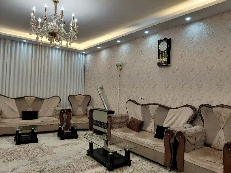 مبل راحتی با جلو مبلی|مبلمان خانگی و میز عسلی|پارس‌آباد, |دیوار