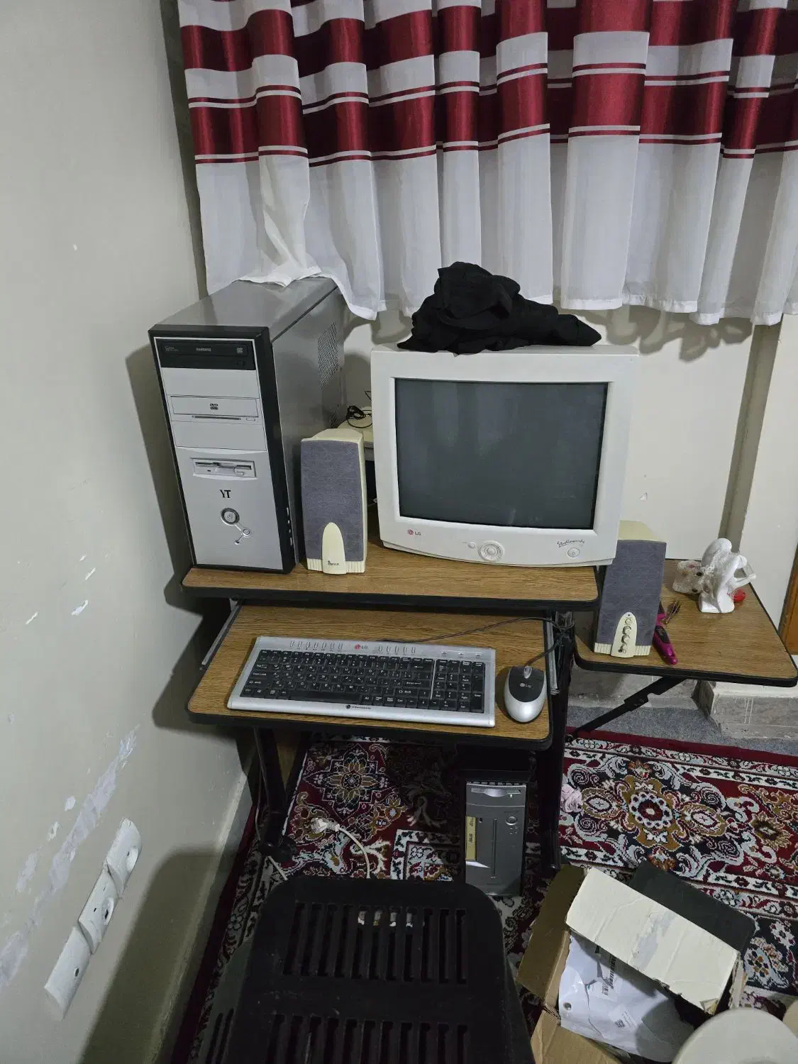 میز کامپیوتر|میز تحریر و کامپیوتر|باغستان, |دیوار