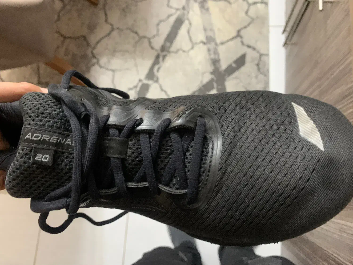 کفش بروکس ۴۴|کیف، کفش، کمربند|کنگاور, |دیوار