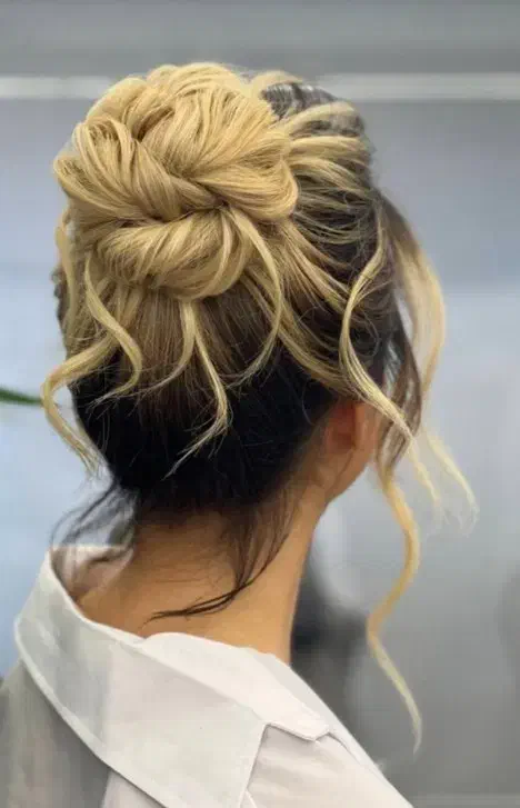 آفر50٪ میکاپ و شنیون|خدمات آرایشگری و زیبایی|بندرعباس, |دیوار