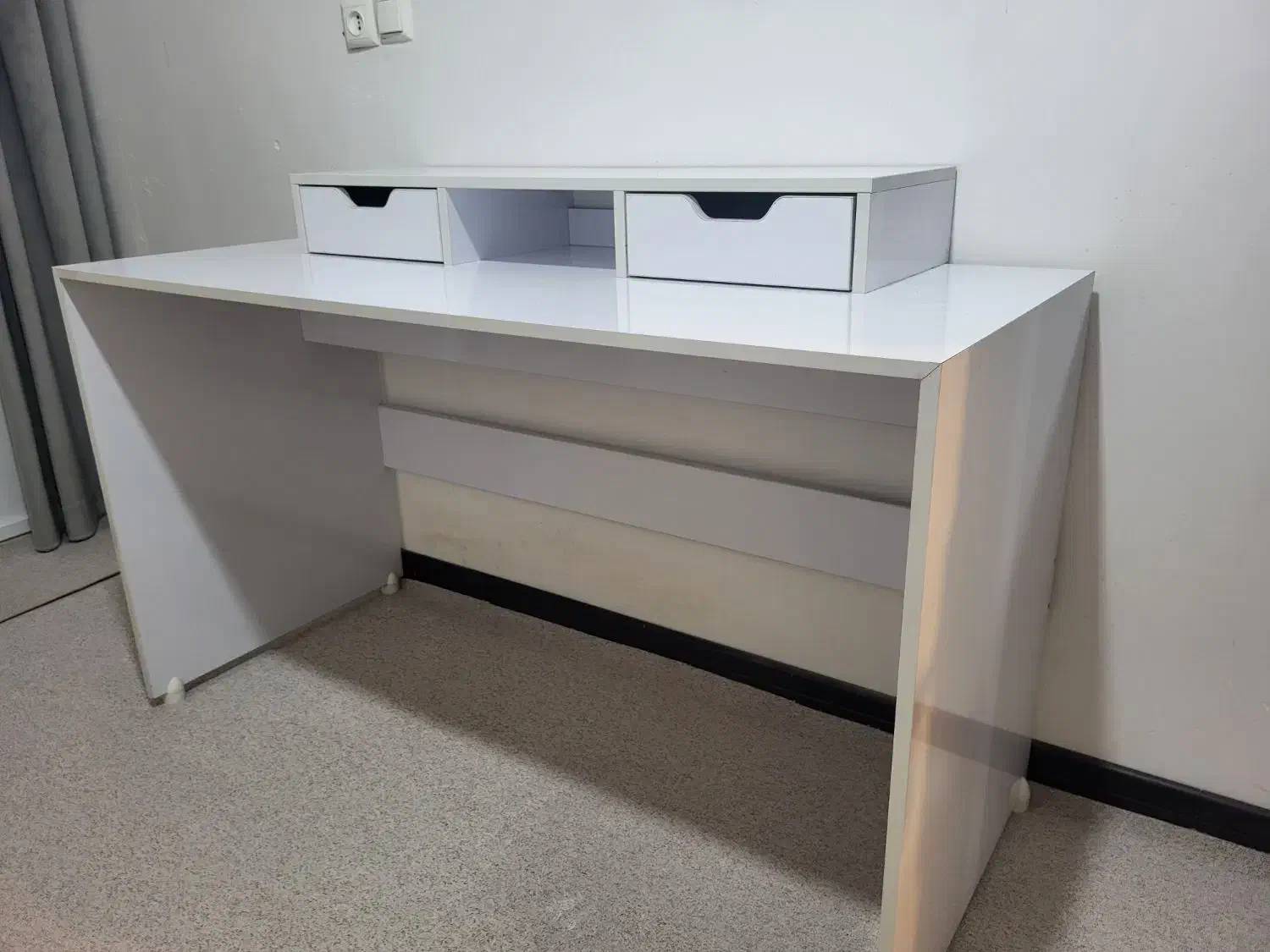 میز تحریر MDF در حد نو|میز تحریر و کامپیوتر|امیدیه, |دیوار