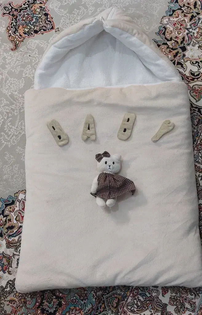 قنداق فرنگی|اسباب و اثاث بچه|شیراز, ریاستی|دیوار