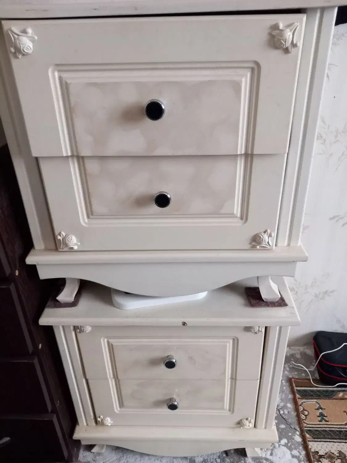 تخت|تخت و سرویس خواب|رشت, دیلمان|دیوار