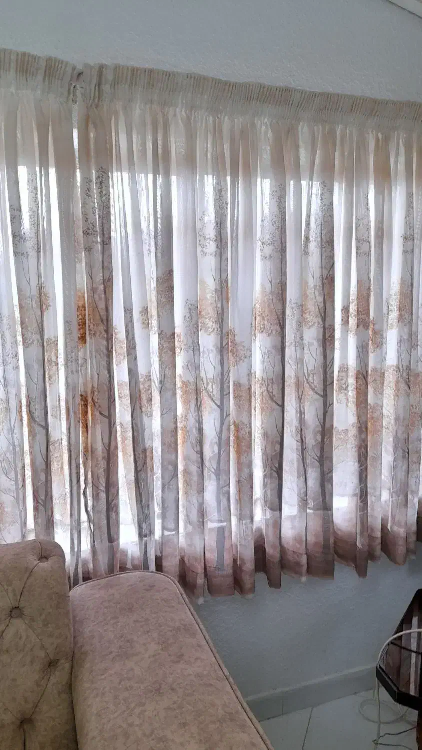 ۶عدد پرده حریرترک پایین حاشیه دار تمیزوسالم|پرده، رانر، رومیزی|چالوس, |دیوار