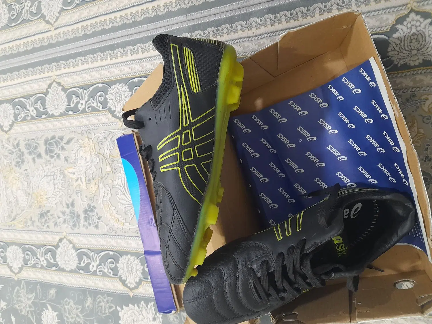 کفش asics|کیف، کفش، کمربند|کاشمر, |دیوار