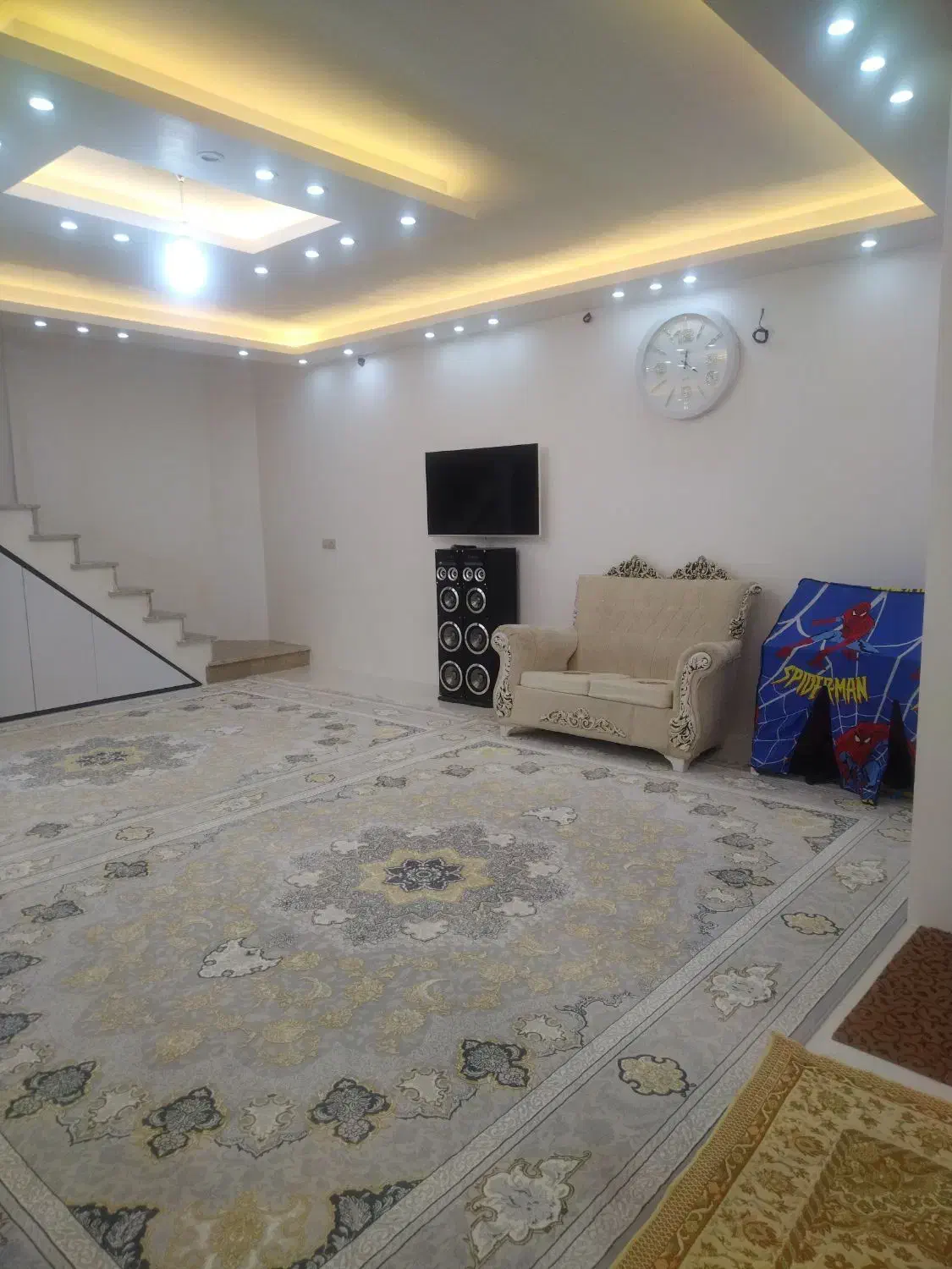 خونه سه طبقه مرکز شهر|فروش خانه و ویلا|چناران, |دیوار