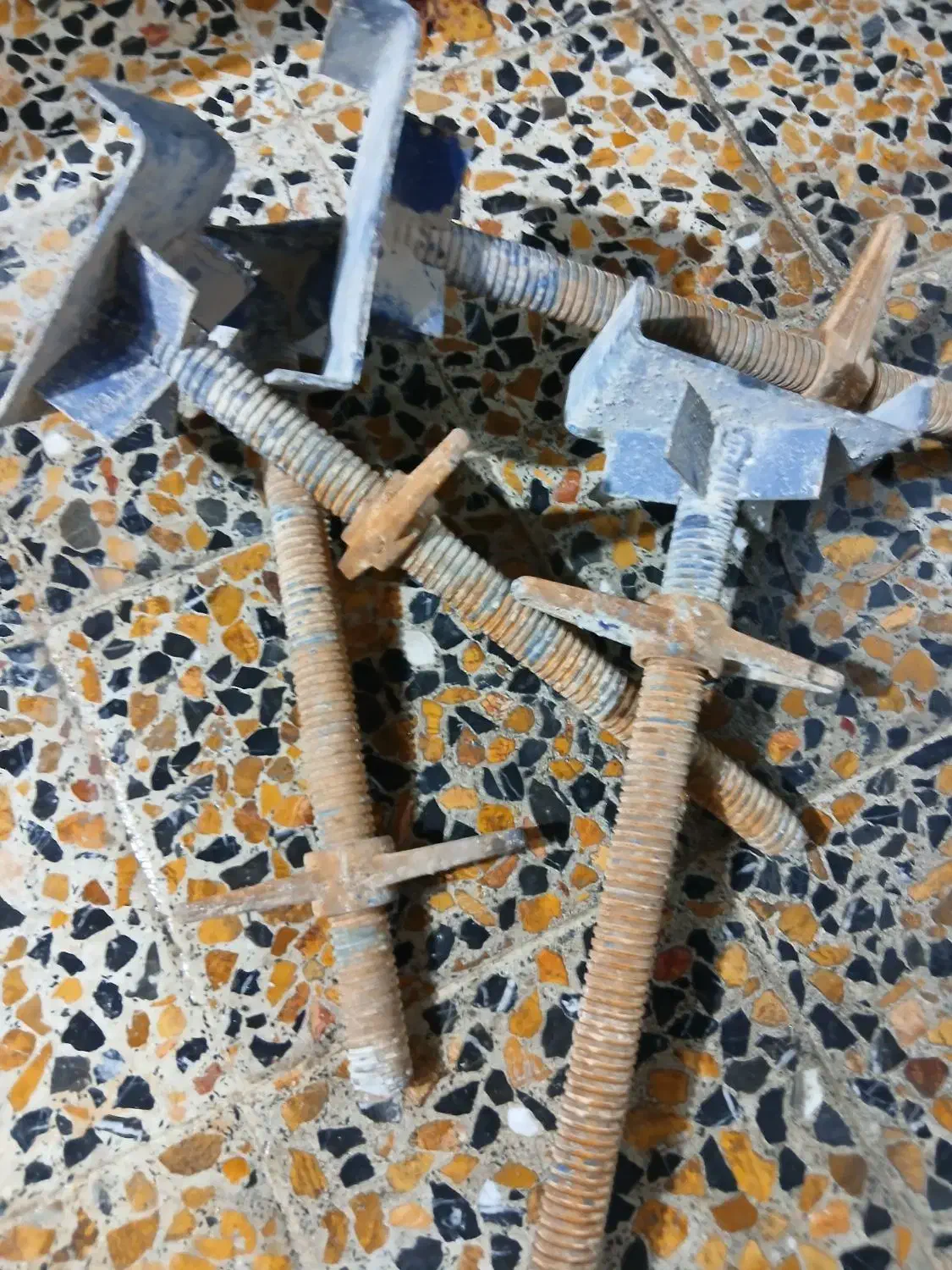 تعداد زیادی سرجک  سالم|ابزارآلات|خرم‌آباد, |دیوار