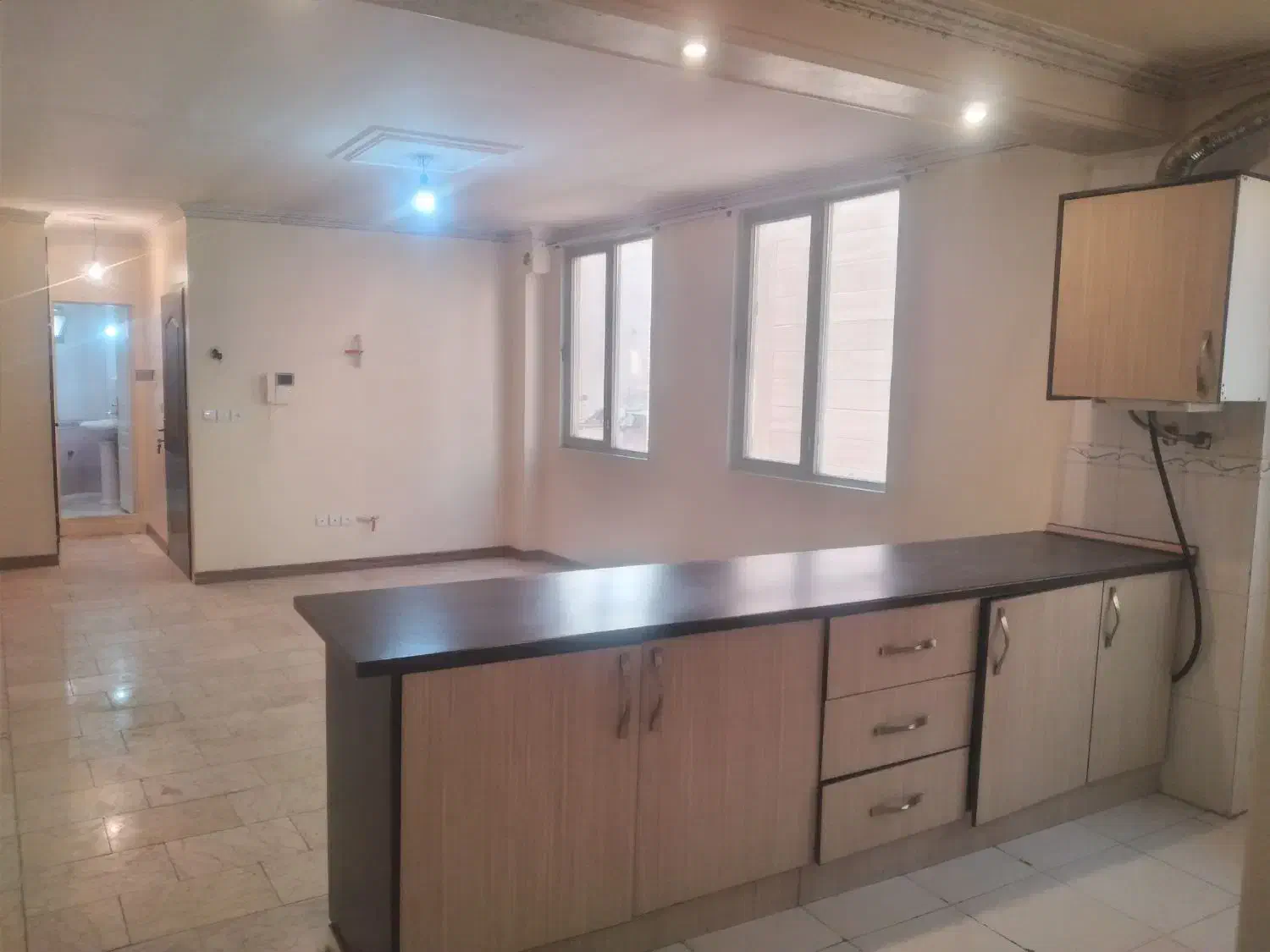 آپارتمان ۶۱ متری