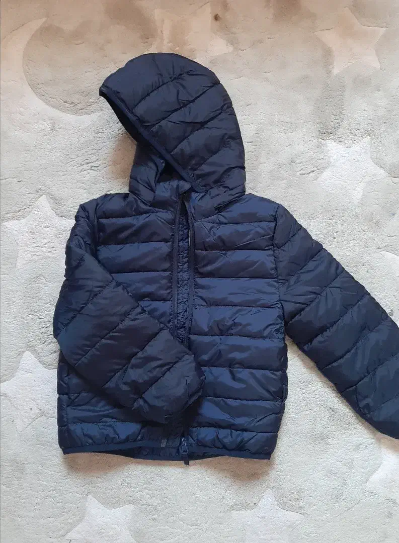 کاپشن کودک برند h&m|کفش و لباس بچه|رشت, منظریه|دیوار