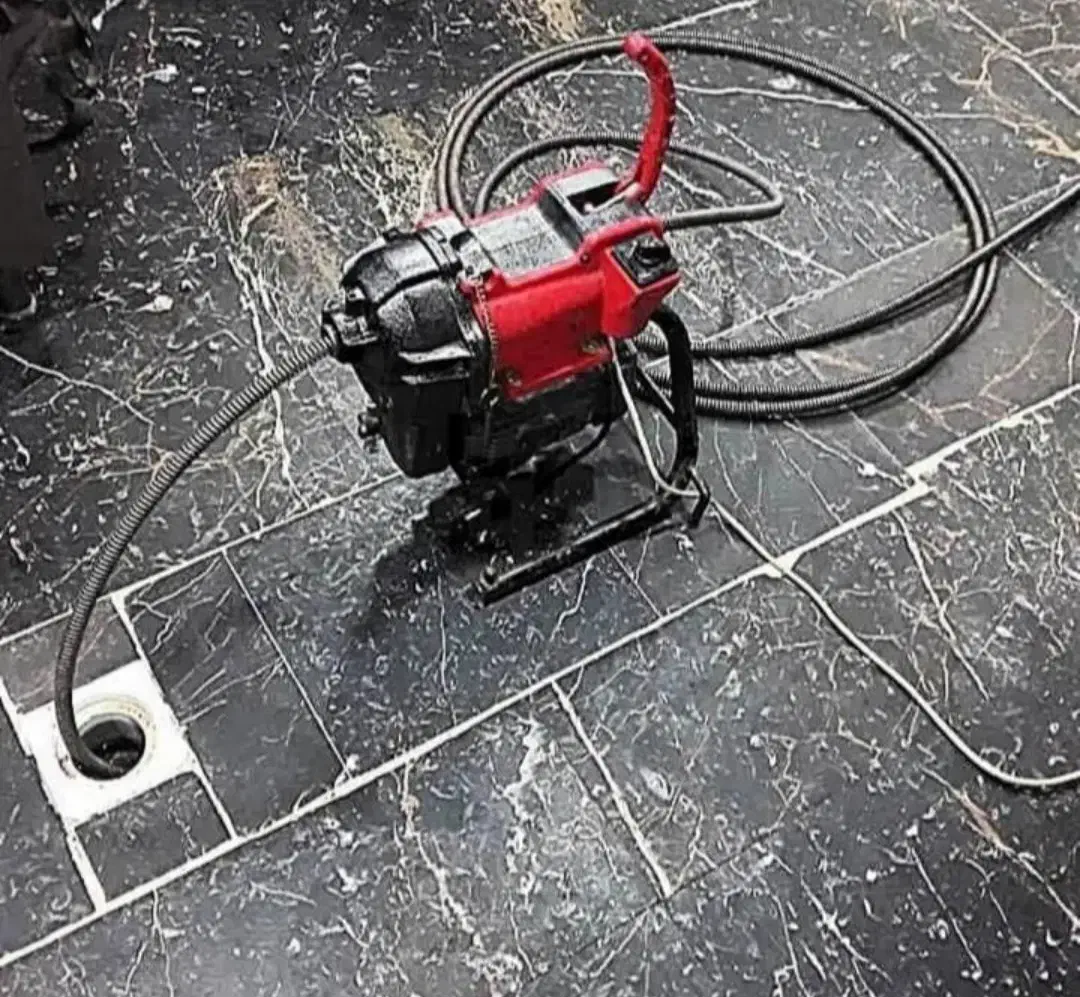 تخلیه‌ چاه لوله بازکنی|خدمات پیشه و مهارت|اردبیل, |دیوار