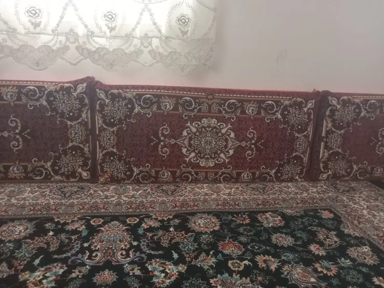 پشتی هشت جفت در حد نو|پشتی|قیدار, |دیوار