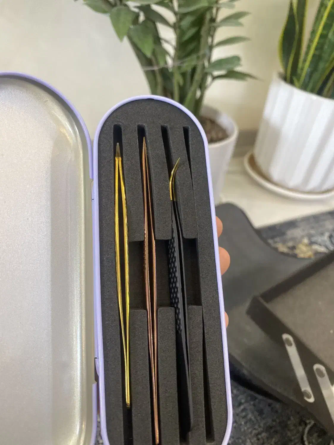 وسایل مژه|آرایشگاه و سالن‌های زیبایی|یاسوج, |دیوار