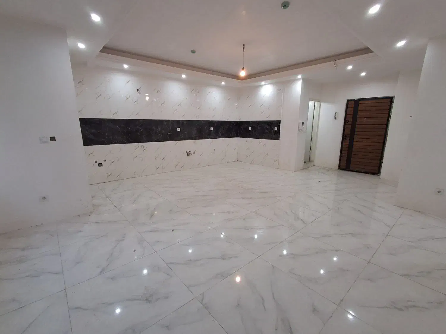 ۸۰ متر ۲ خ نوساز کوی ۱۷ شهریور / ارس جاوید|فروش آپارتمان|تهران, هفده شهریور|دیوار