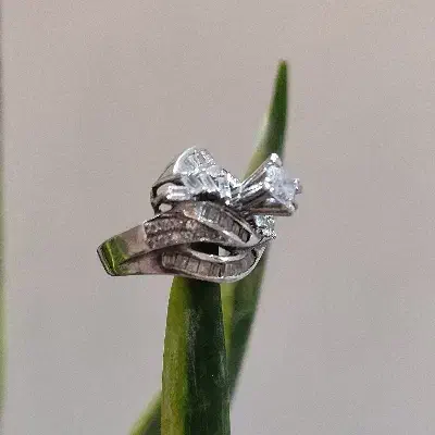 انگشتر نقره زنانه عروس نامزدی نشان|جواهرات|تهران, امیریه|دیوار