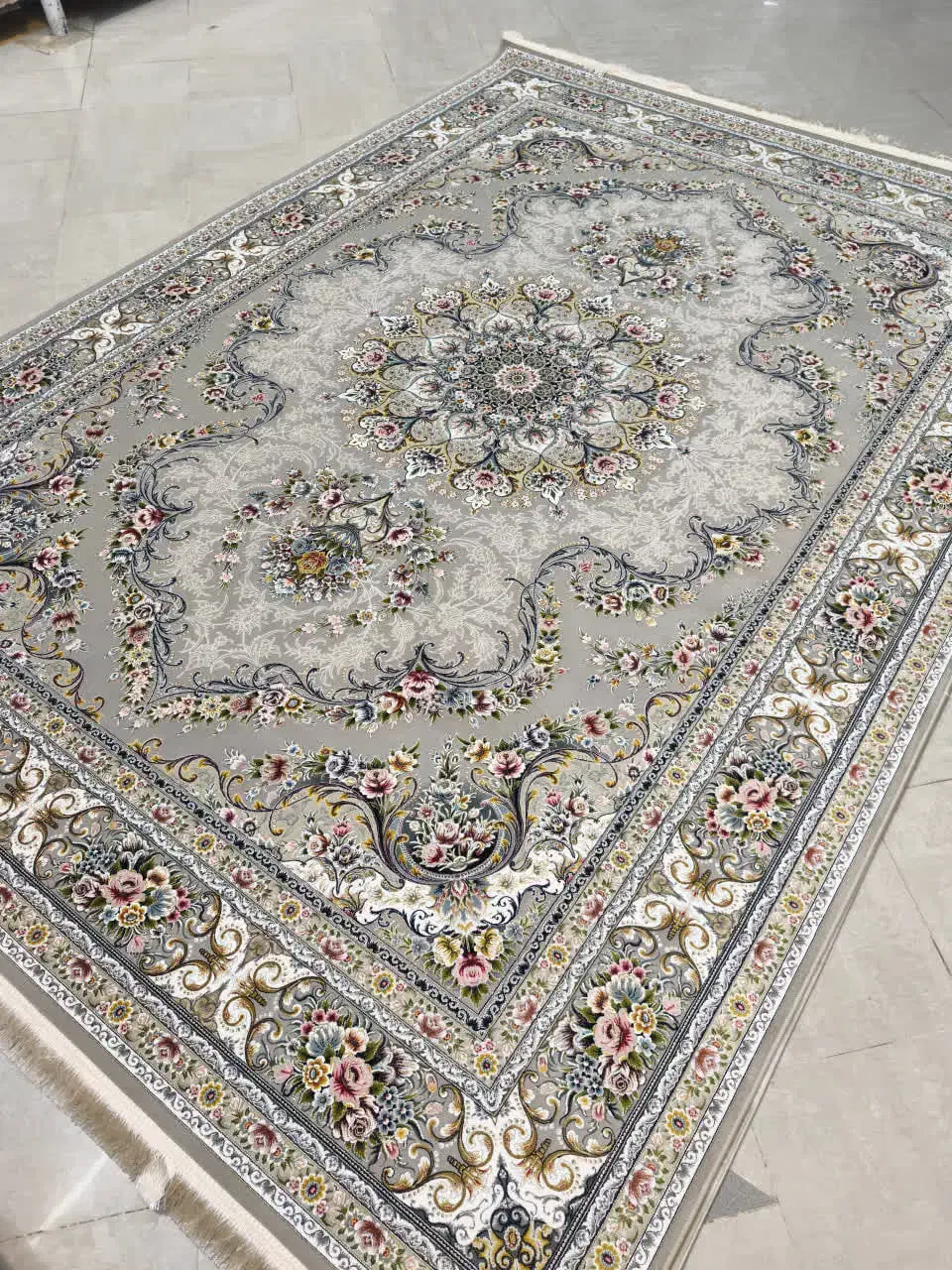 فرش ۹ متری نگین مشهد|فرش|اصفهان, شهید رجایی|دیوار