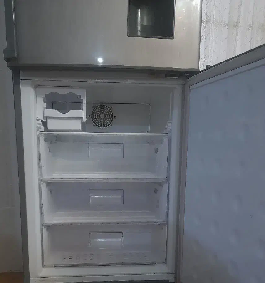 یخچال اسنوا سالم وتمیز|یخچال و فریزر|صومعهسرا, |دیوار