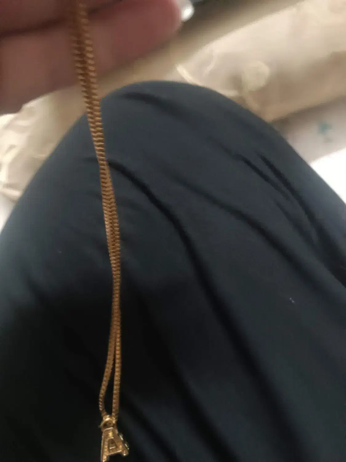 گردنبندهای زیبا|بدلیجات|کاشان, درب جوشقان|دیوار