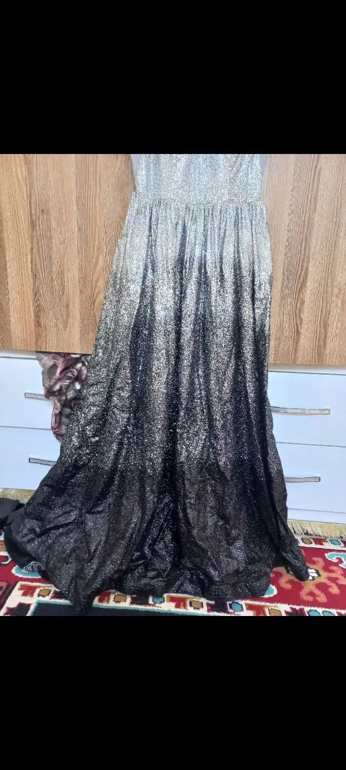 لباس مجلسی|لباس|یزد, |دیوار