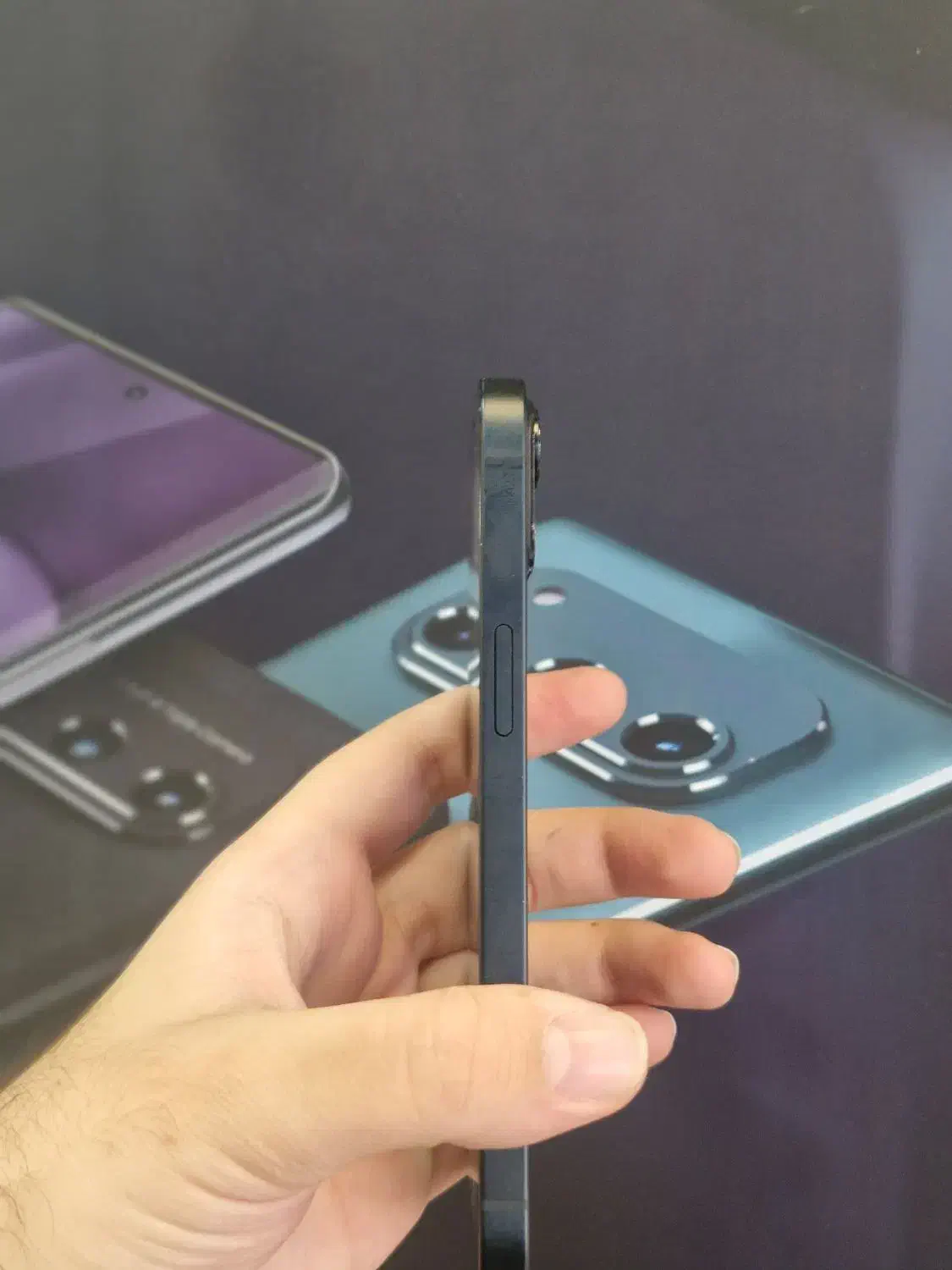 آیفون ۱۳|موبایل|رشت, چله خانه|دیوار