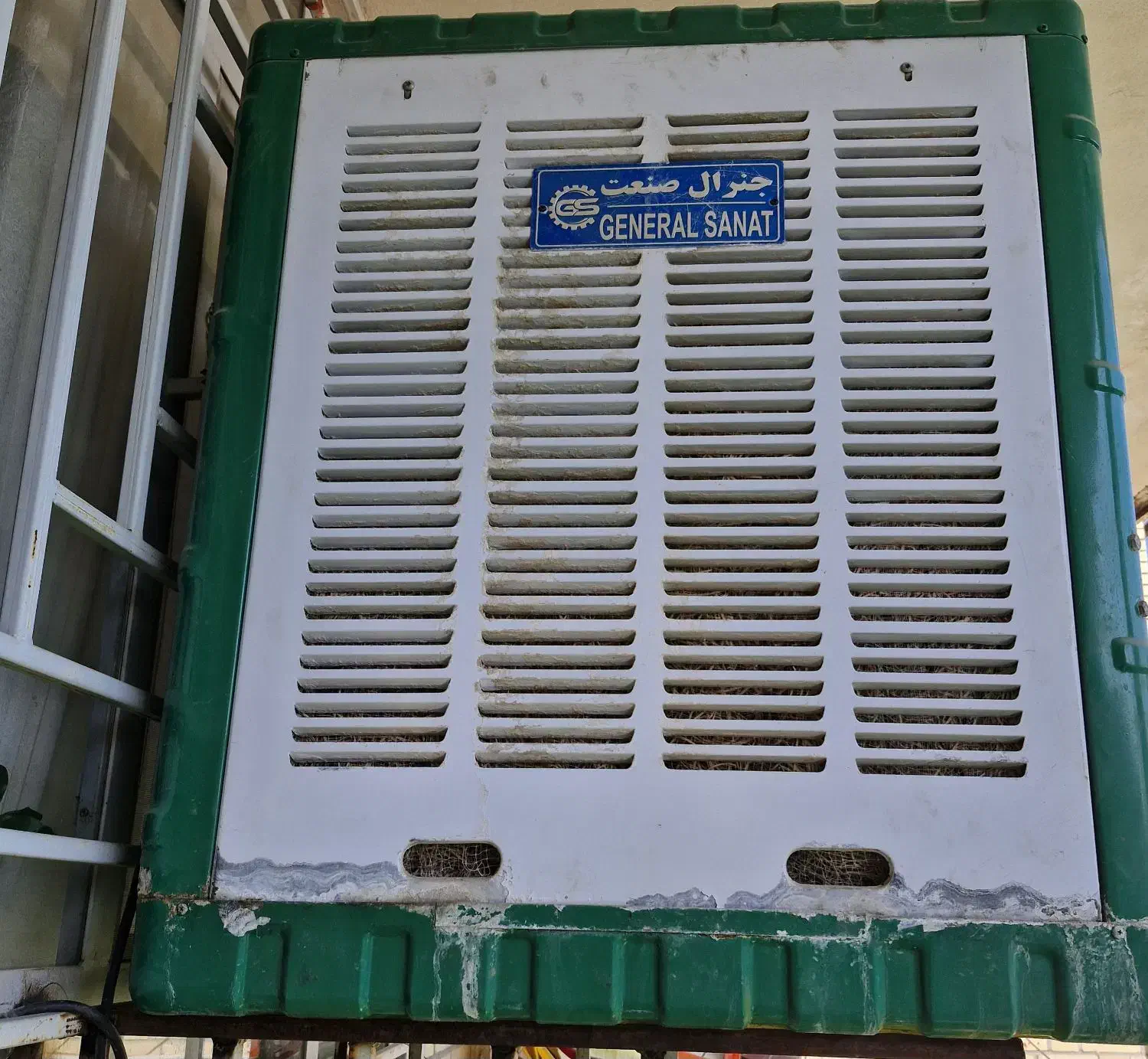 کولر ابی|کولر آبی|جیرفت, |دیوار