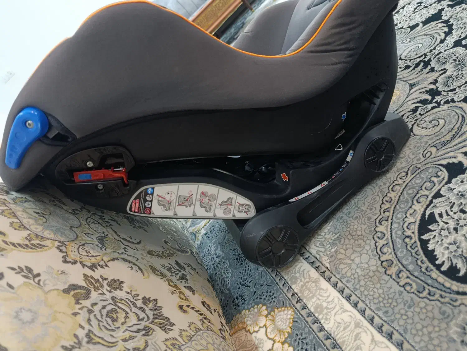 صندلی ماشین کودک|تخت و صندلی بچه|شیراز, مسلم|دیوار