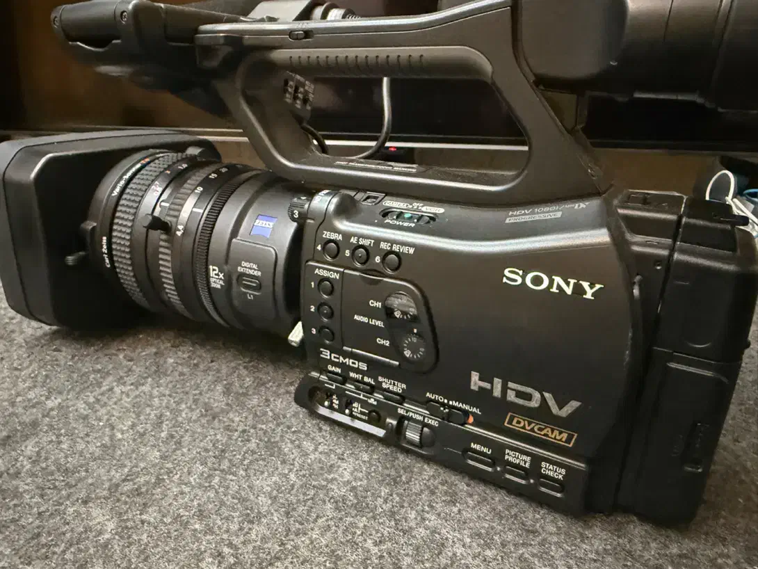Sony HVR-Z7E|دوربین عکاسی و فیلمبرداری|تهران, صادقیه|دیوار