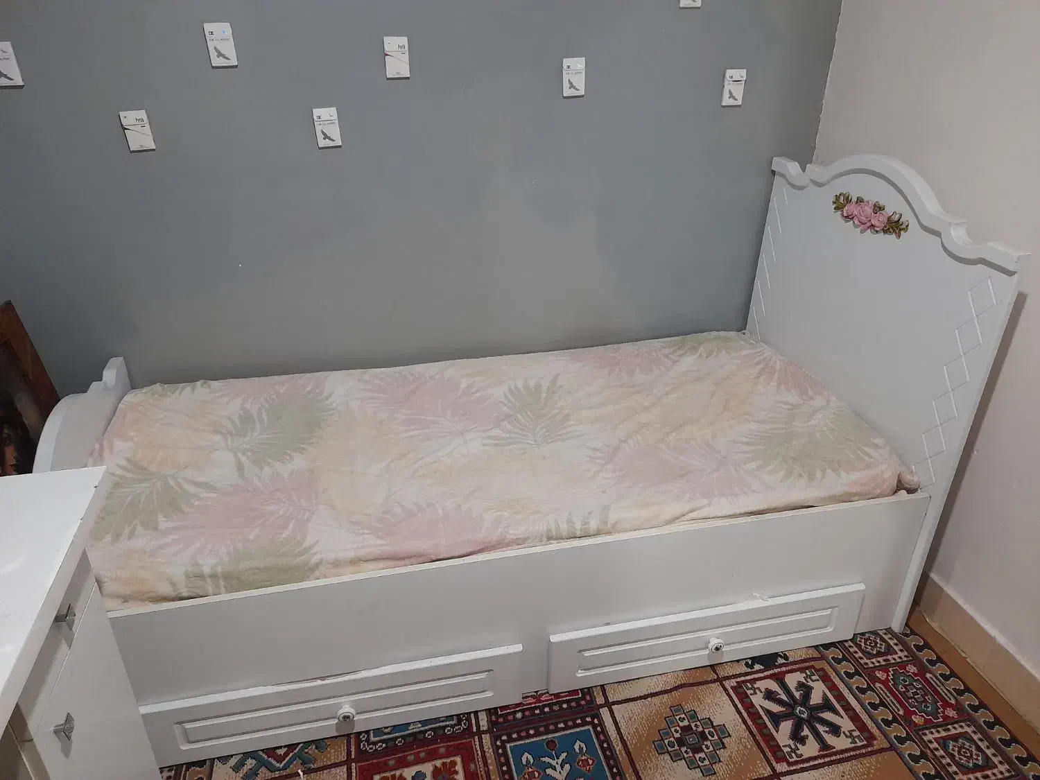 تخت نوجوان|تخت و سرویس خواب|پاکدشت, پاکدشت (مامازند)|دیوار