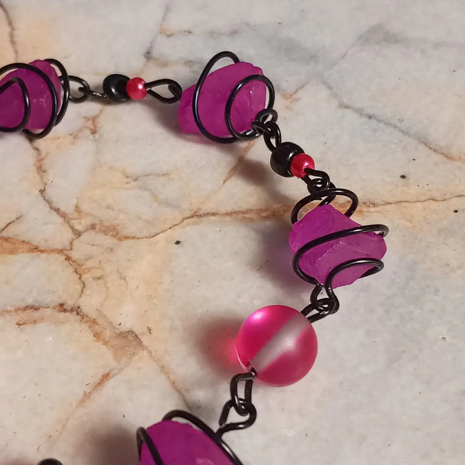 دستبند سنگ کریستالی|بدلیجات|اصفهان, جلالیه|دیوار