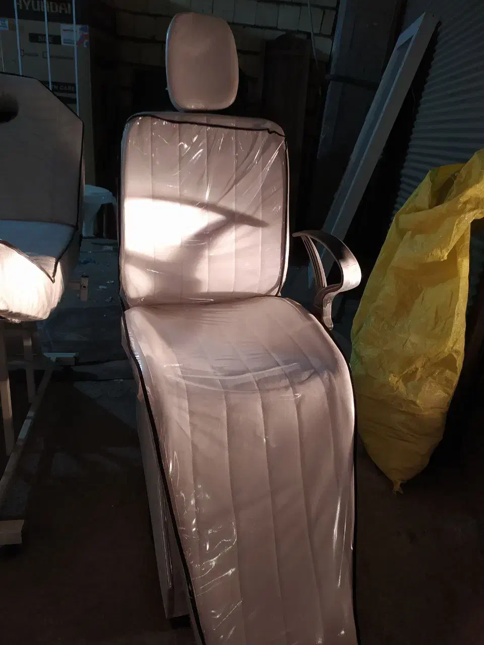 وسابل آرایشگاه زنانه|آرایشگاه و سالن‌های زیبایی|سنندج, |دیوار