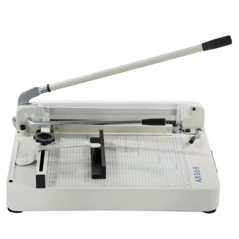 کاترAx868سایزA3سالم و مرتب با تیغ نو|لوازم التحریر|نیشابور, شهرک قدس|دیوار