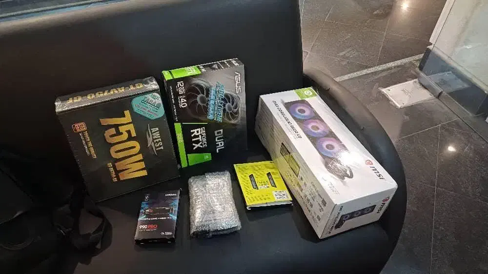 خدمات نصب ویندوز ارتقا تعمیرات لپ تاپ کامپیوتر|خدمات رایانهای و موبایل|قم, عربستان|دیوار