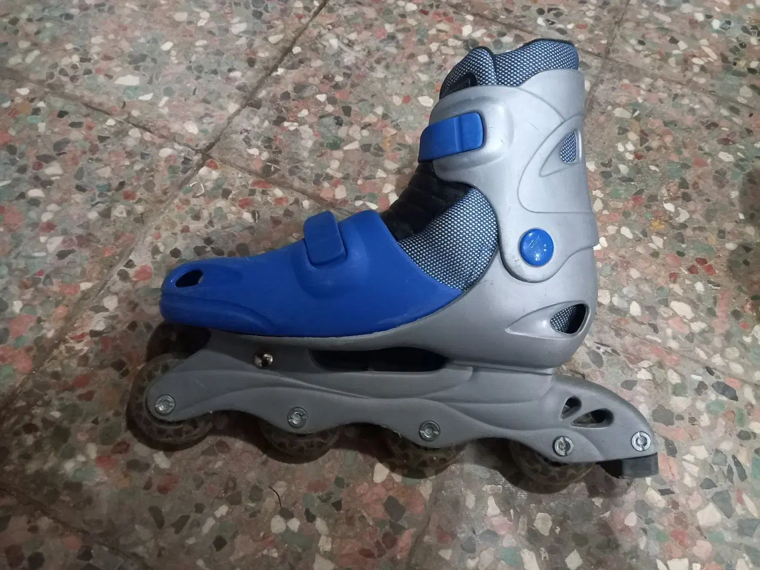 اسکیت به همراه لوازم|دوچرخه، اسکیت، اسکوتر|مبارکه, |دیوار