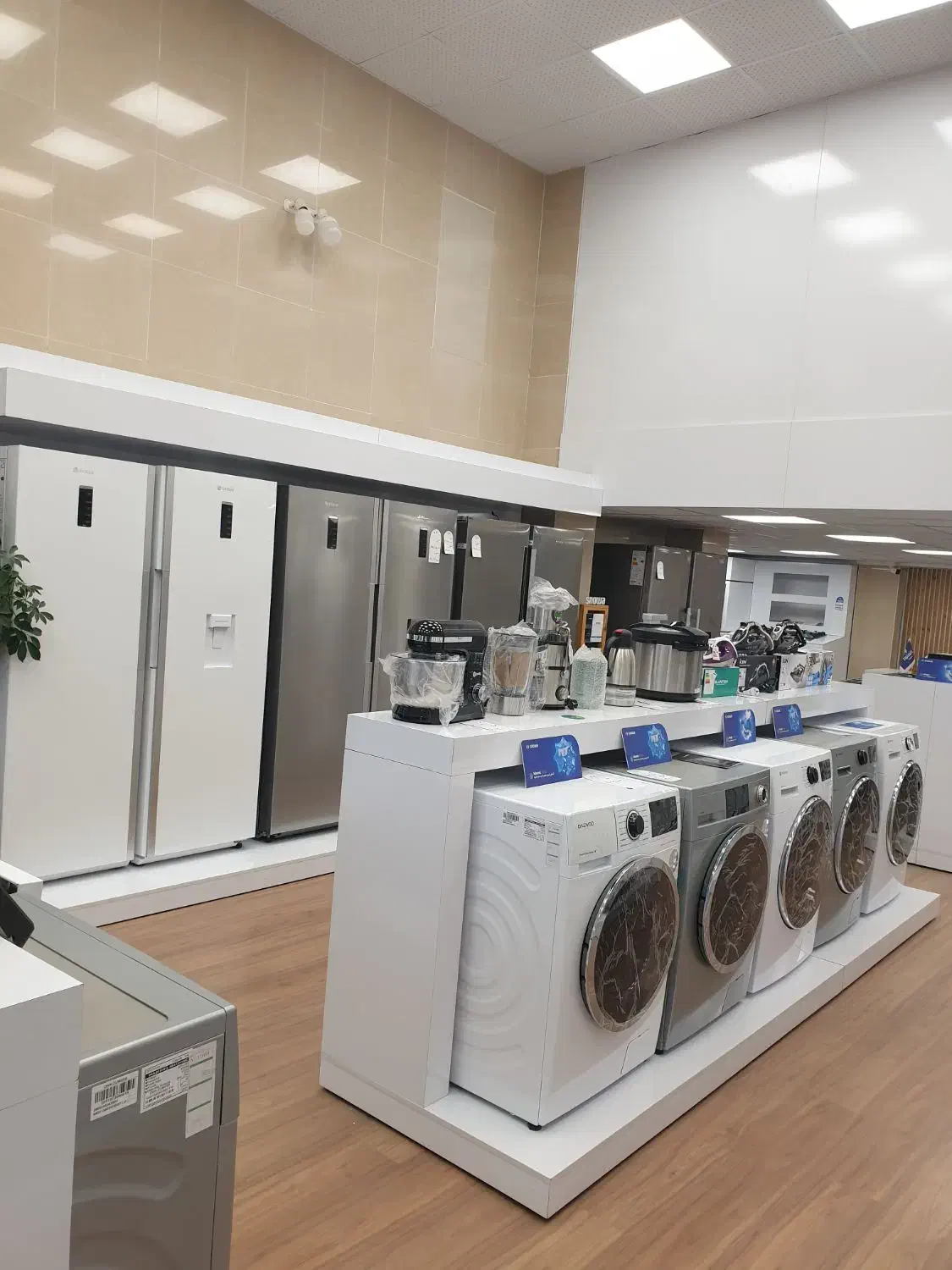 یخچال ساید بای ساید ۴درب بلانتون مدل ۳۲۰۲|یخچال و فریزر|خوی, |دیوار