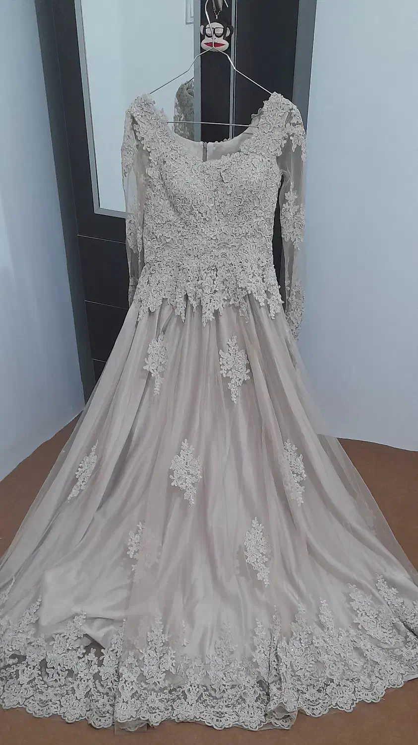 لباس عقد و نامزدی|لباس|اصفهان, فردوان|دیوار