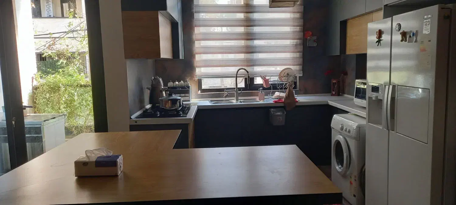 106 متر قلهک / دو خواب / نوساز / رهن کامل