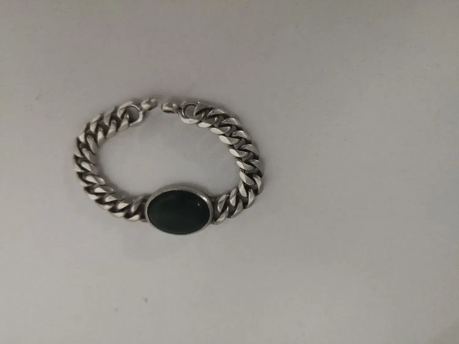 دستبند نقره|کلکسیون اشیاء عتیقه|زاهدان, |دیوار