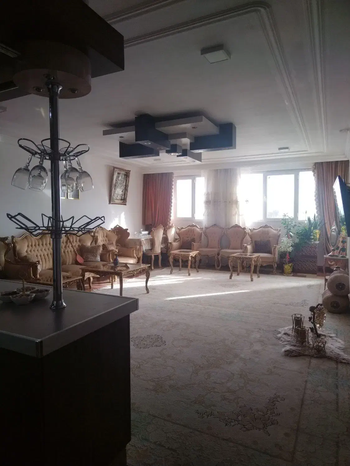 آپارتمان خوش نقشه و دلباز|فروش آپارتمان|شهرضا, |دیوار