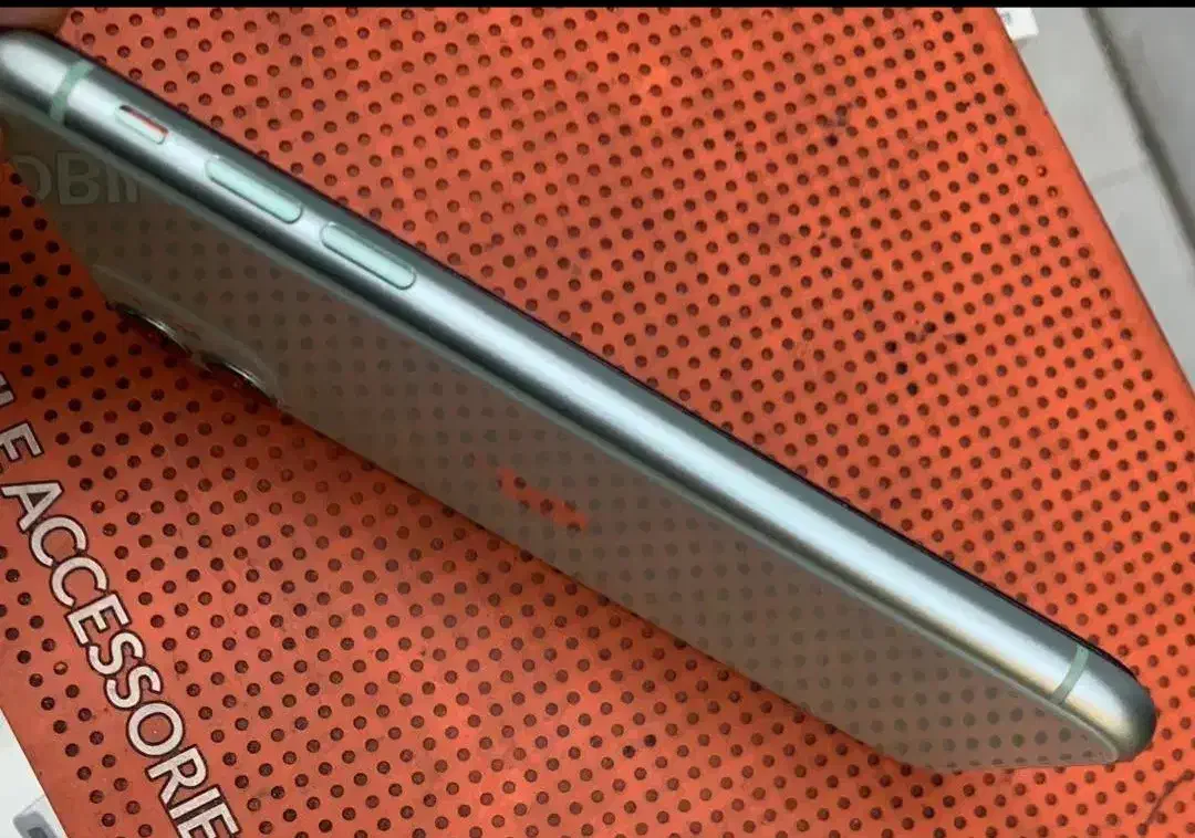 گوشی آیفون ۱۱نرمال za فوق العاده تمیز دوسیم کارت|موبایل|تهران, افسریه شمالی|دیوار