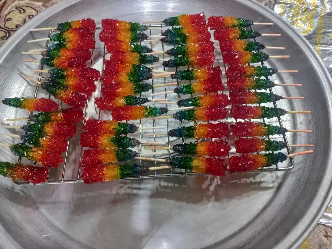 قندونبات و آبنبات|خوردنی و آشامیدنی|رشت, یخسازی|دیوار