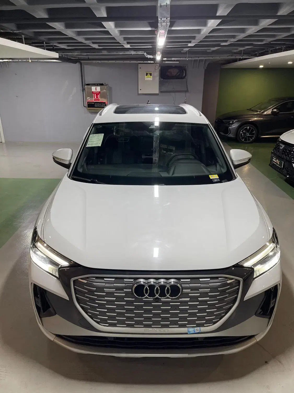 AUDI Q4|خودرو سواری و وانت|تهران, زعفرانیه|دیوار