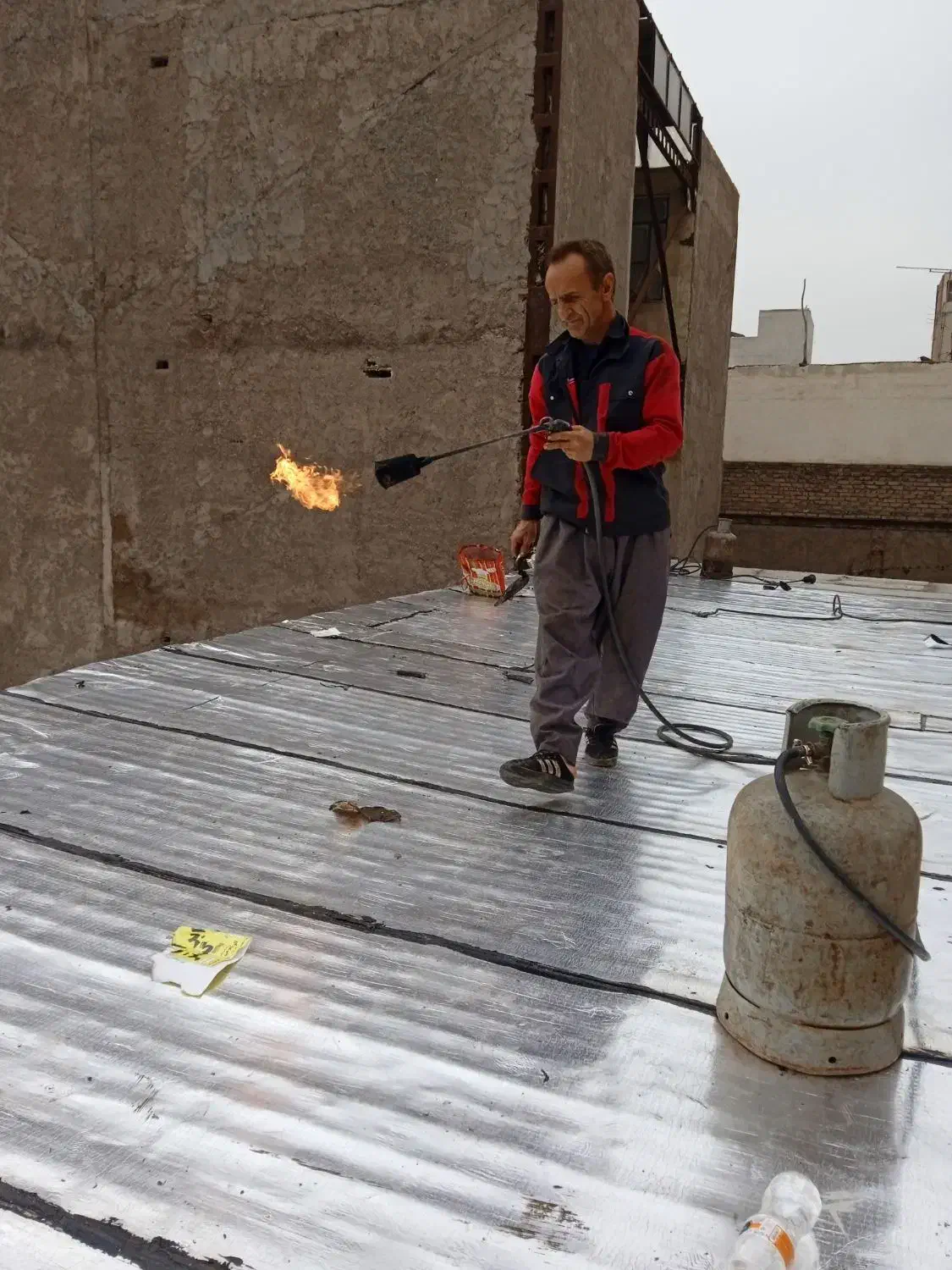 نصب و تعمیر ایزوگام با نصاب کورد|خدمات پیشه و مهارت|اهواز, شهرک دانشگاه|دیوار