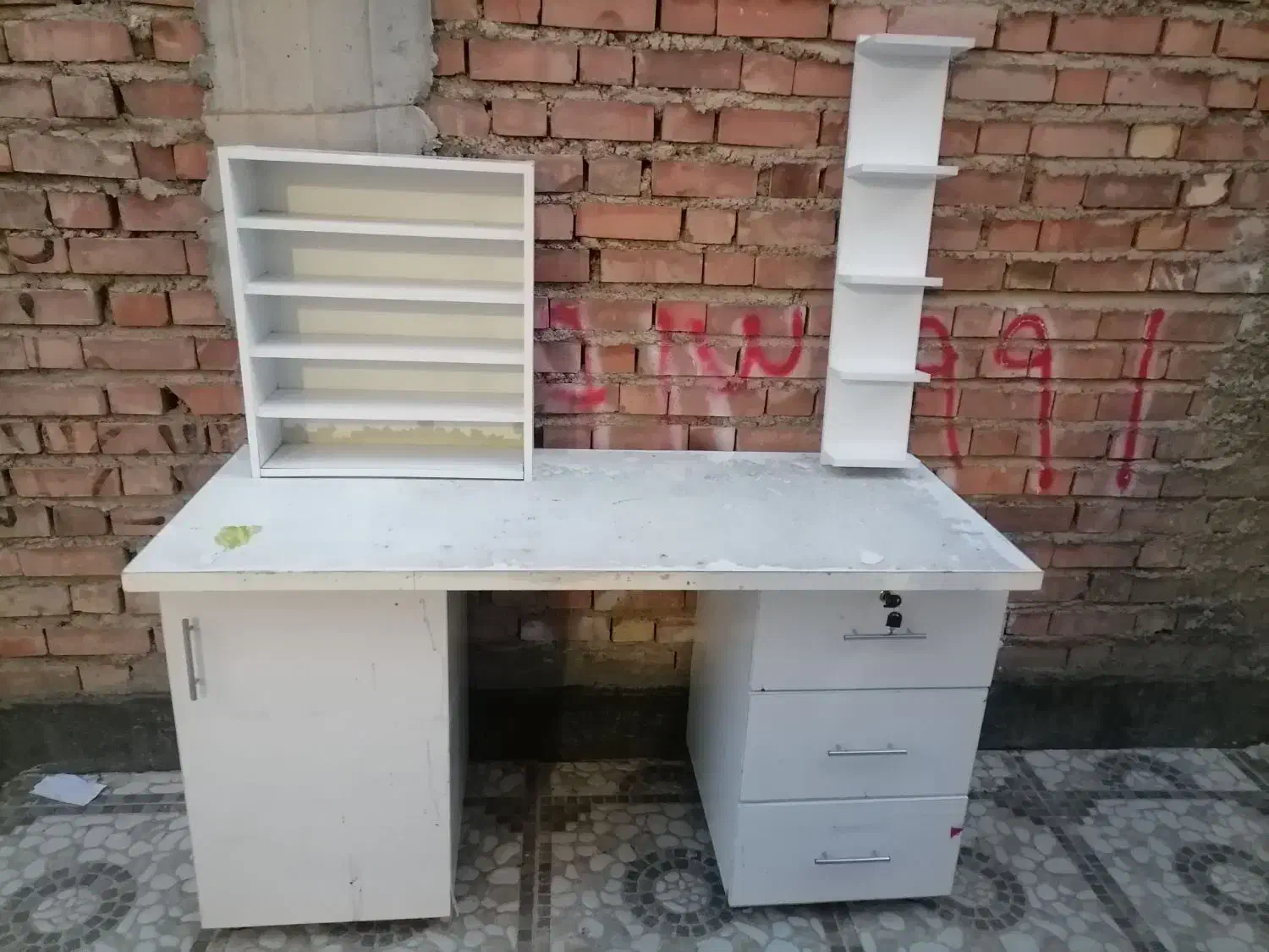 میز|میز تحریر و کامپیوتر|کرمان, |دیوار