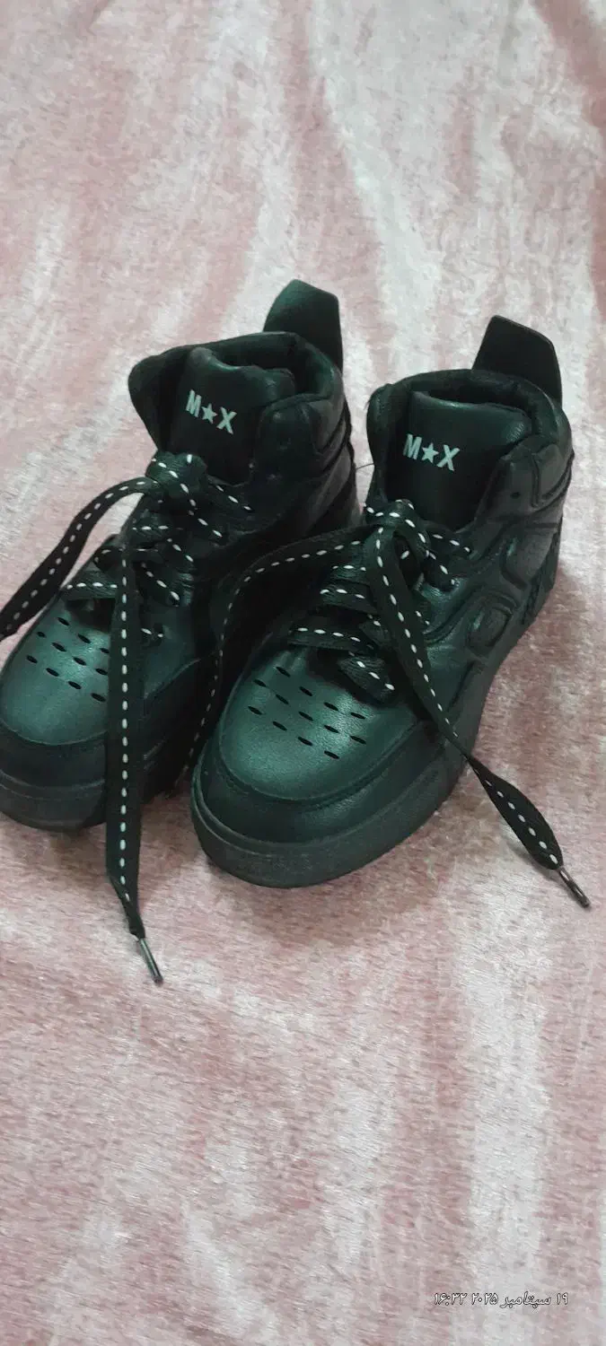 کتونی دخترانه|کیف، کفش، کمربند|قم, هنرستان|دیوار