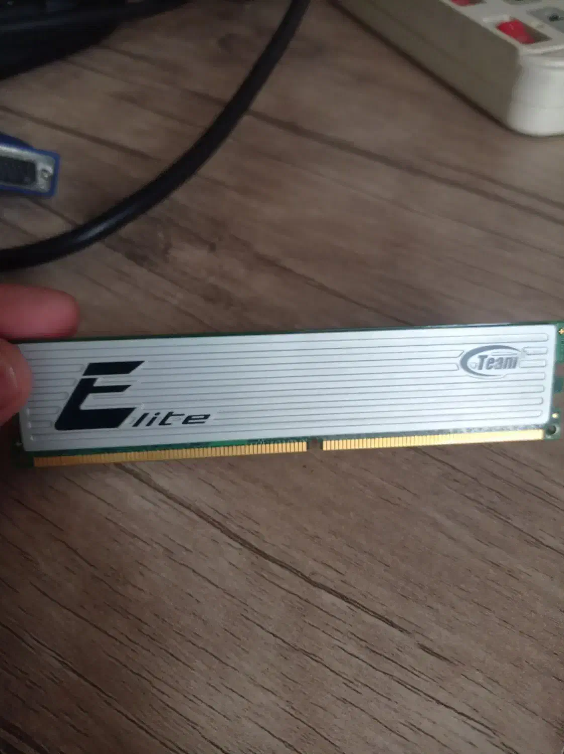 رم ۱ گیگ ddr2|قطعات و لوازم جانبی رایانه|مشهد, چهنو|دیوار