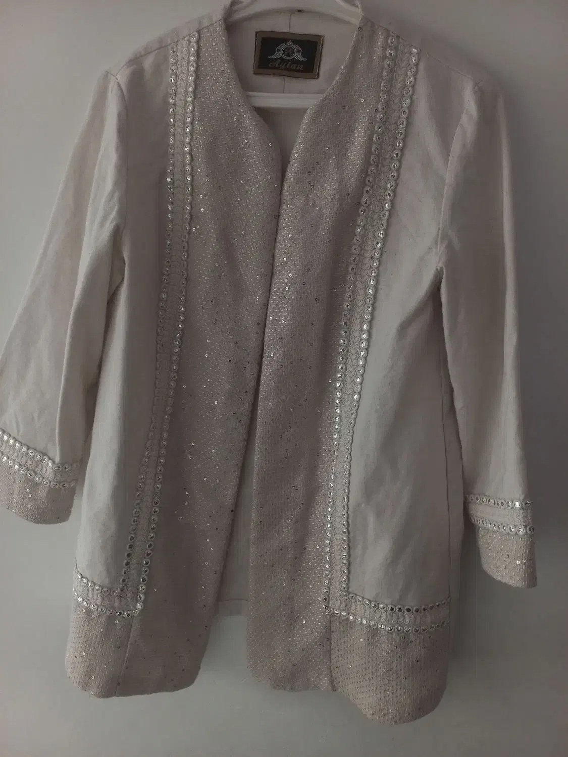 مانتو لنین جلوباز مناسب سایز ۴۲ قیمت ۵۰۰۰۰۰|لباس|زنجان, |دیوار