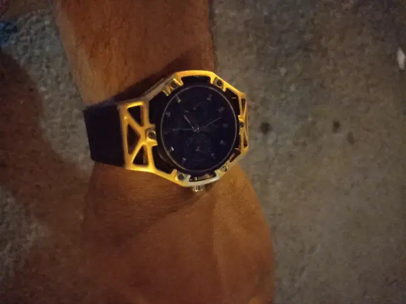 ساعت مارک هابلوت|ساعت|شوشتر, |دیوار